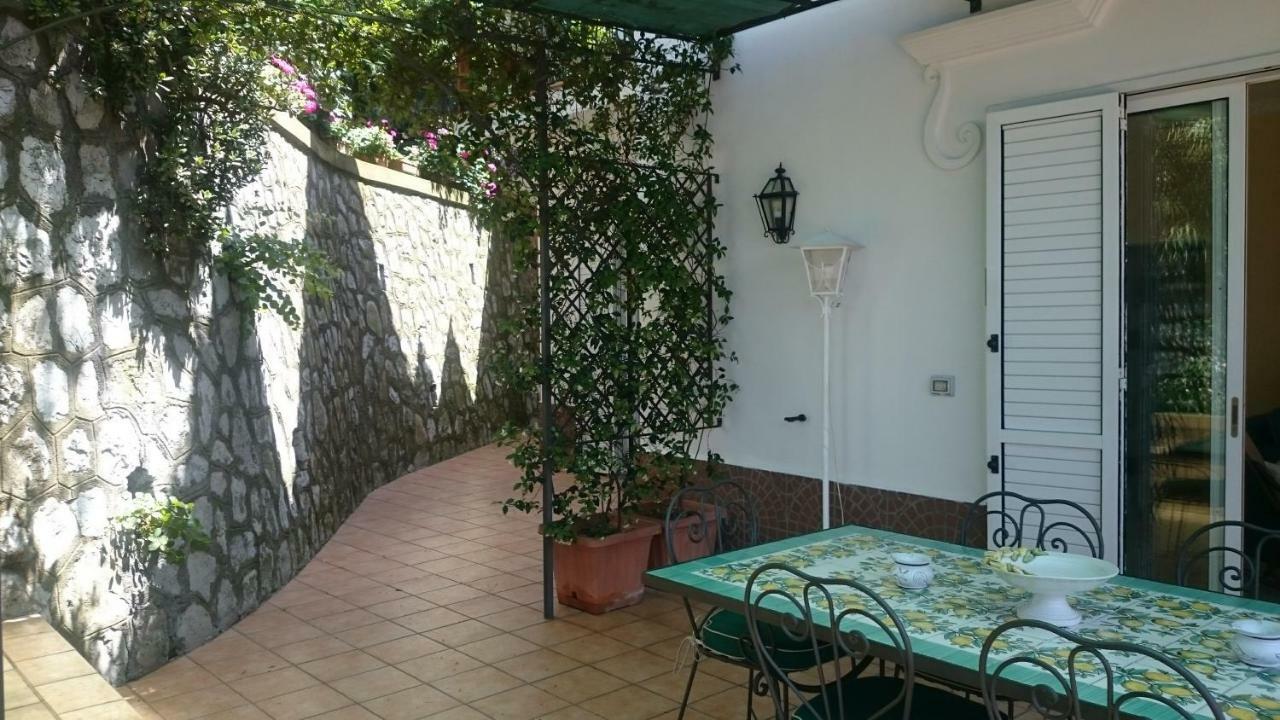 Villa L'Ulivina Península Sorrentina Exterior foto